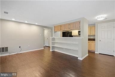 3rd image of 13107 Briarcliff Ter #2203