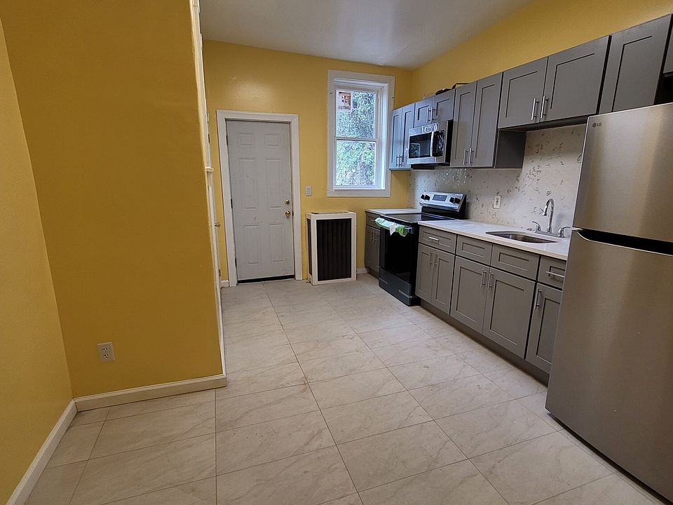 1st image of 5725 Warrington Ave