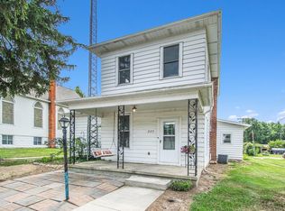 225 E Adams St, Roann, IN 46974