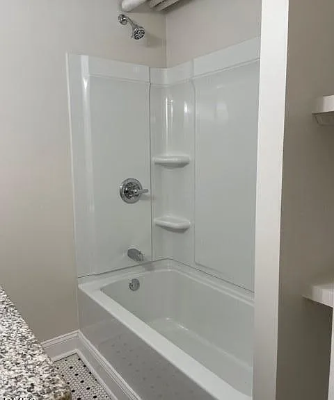 200 E Edenton St #11 — Photo 8
