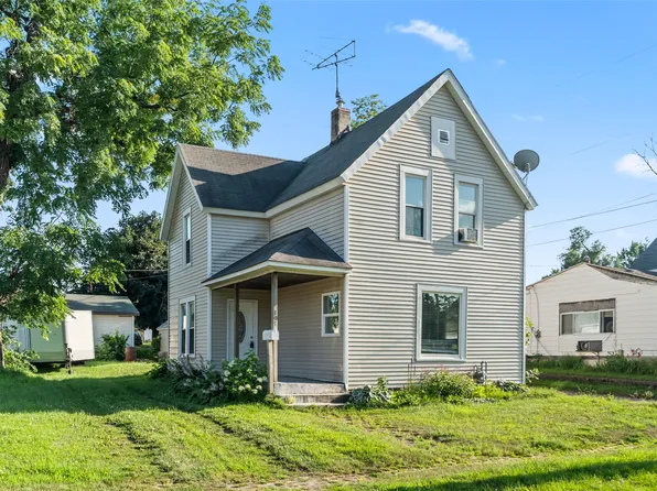 107 Riverside St, Marshalltown, IA 50158