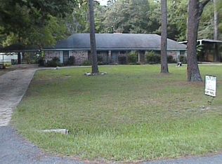 122 Susan Dr, Pineville, LA 71360