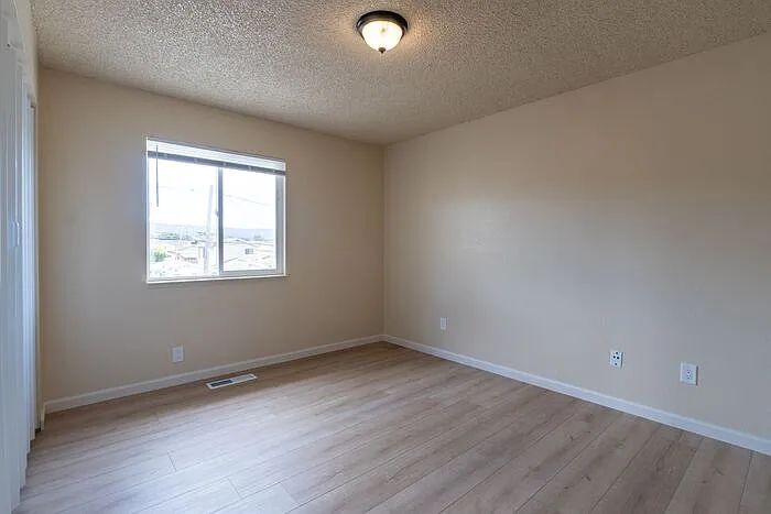 1185 Amador Ave #B — Photo 28