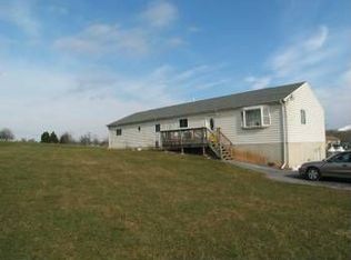 345 Bowers Bridge Rd, Manchester, PA 17345