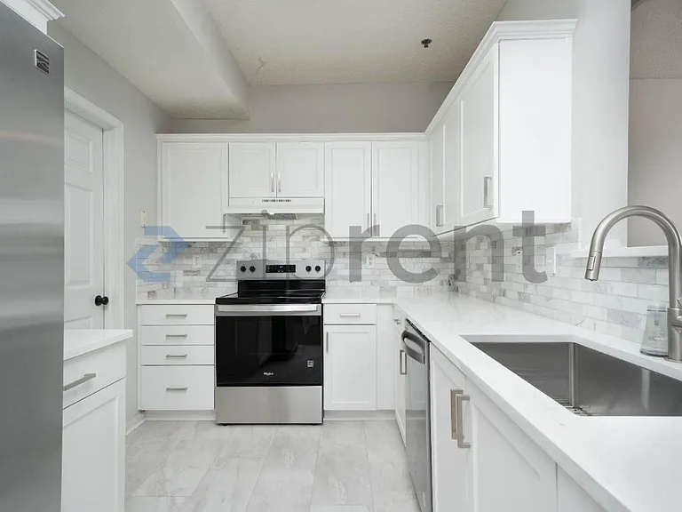 603 Spring Heights Ln SE #603 — Photo 10