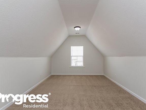 5th image of 7962 Parkmont Dr