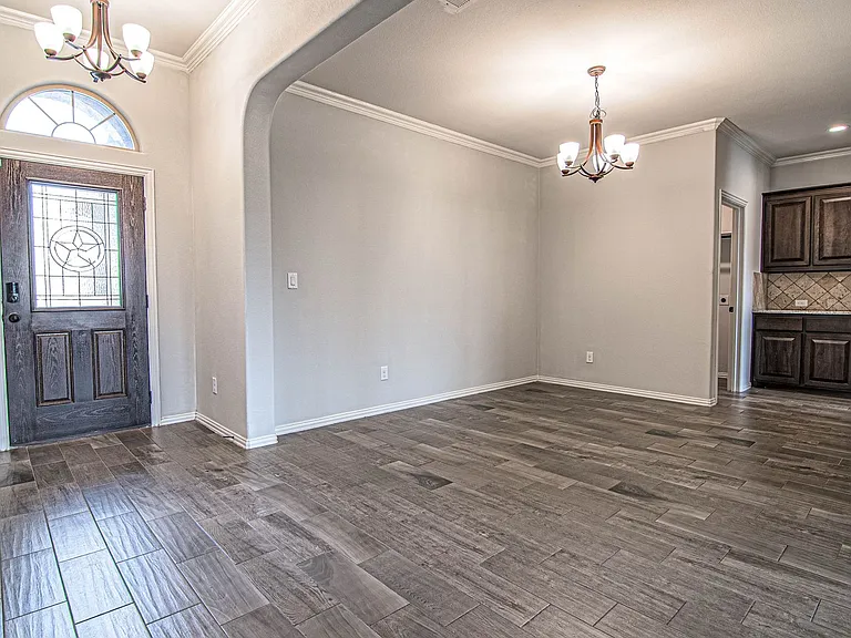 2323 Vista Ridge Rd — Photo 2