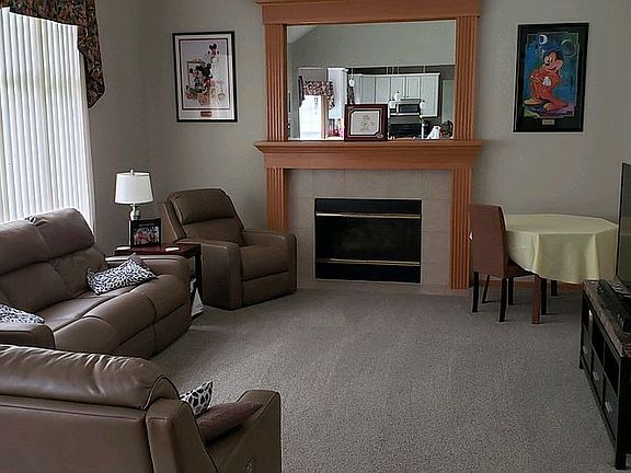 2nd image of 7286 Bayberry Ct N