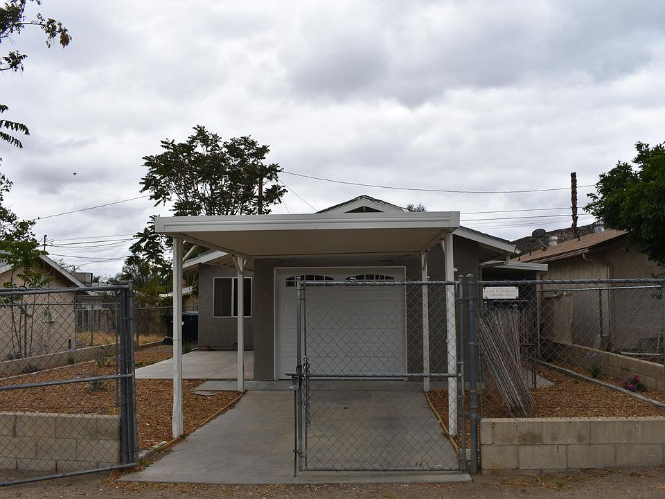 1st image of 33146 Walls St