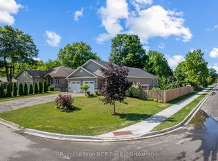 724 Elgin St, Saugeen Shores, ON N0H2C4