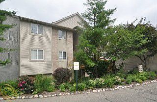 2nd image of 4912 Ashley Ln #84-1