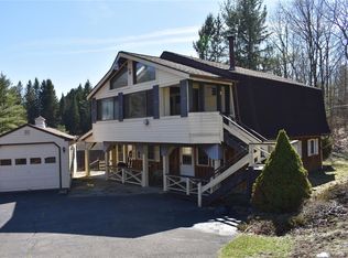 214 Foster Rd, Vestal, NY 13850