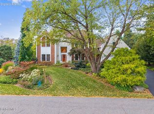 29 Columbine Drive, Glenmont, NY 12077
