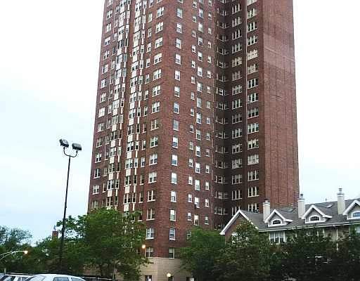 1st image of 5000 S Cornell Ave APT 17D