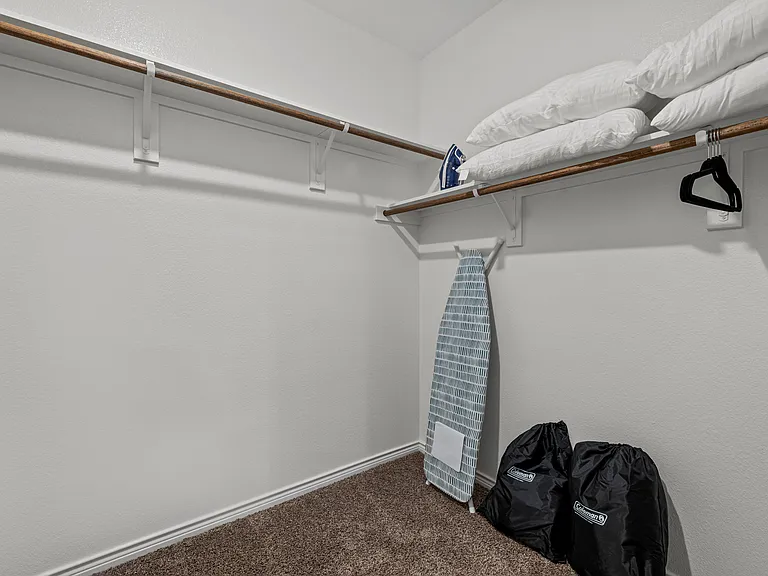 2304 Rosaline Dr — Photo 14