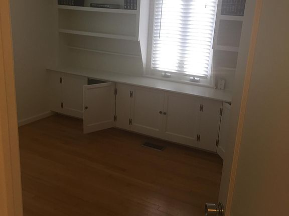 3rd image of 532 Maryland Ave