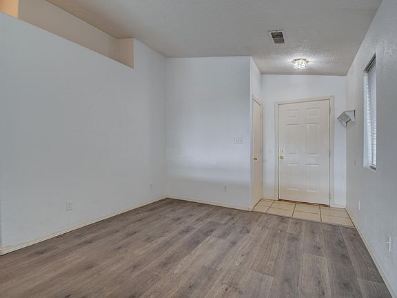 4th image of 6003 Celestial Ave NW