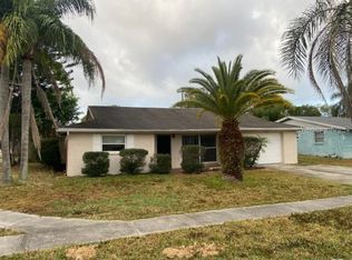 1131 Chancellor Dr, Holiday, FL 34690