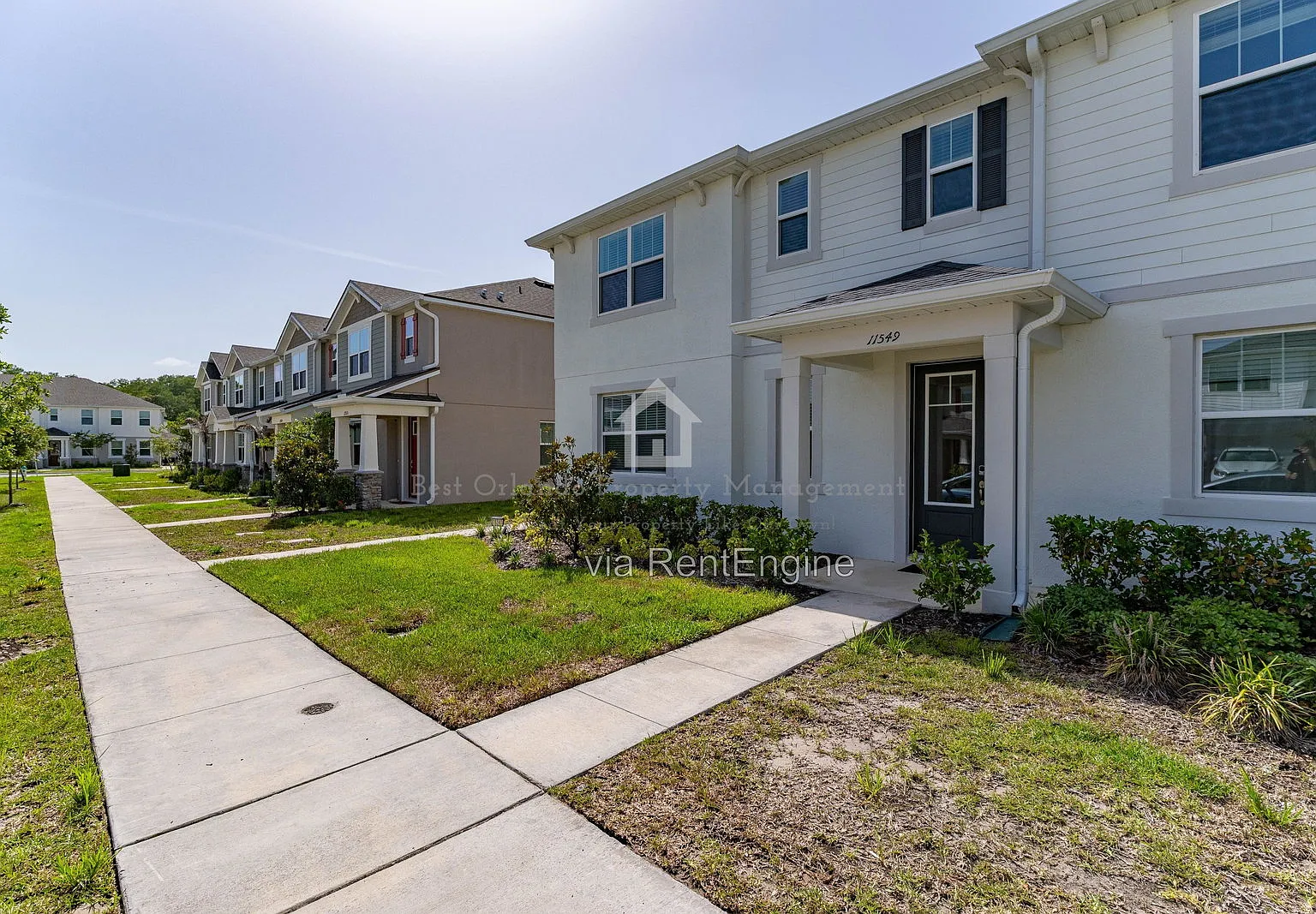 3 bed, 2.5 bath, 1627 sqft, $2,600 — Photo 2