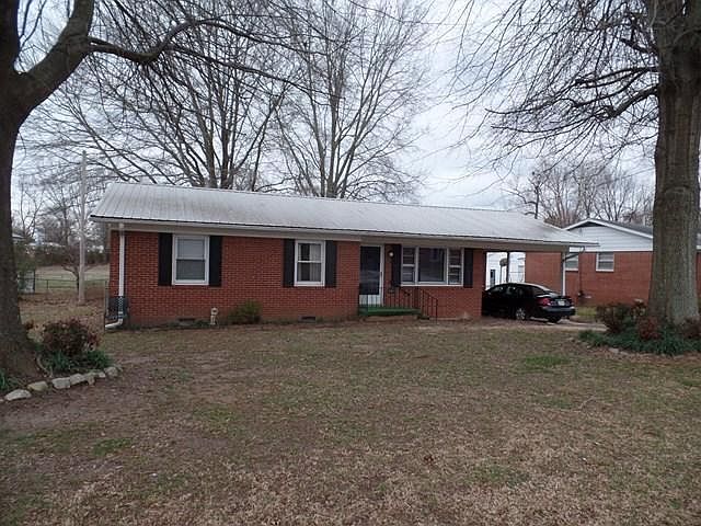 1st image of 5056 McKellar St