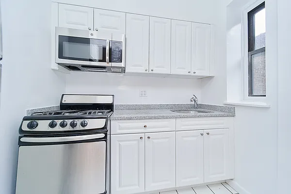 Rented by Living New York | media 14