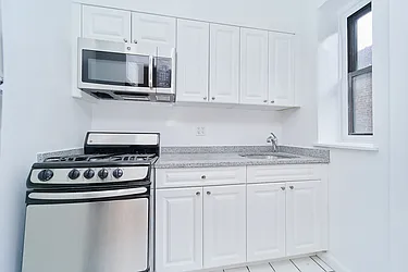 Rented by Living New York