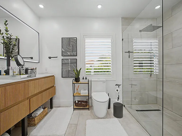 6511 SW 18th St — Photo 11