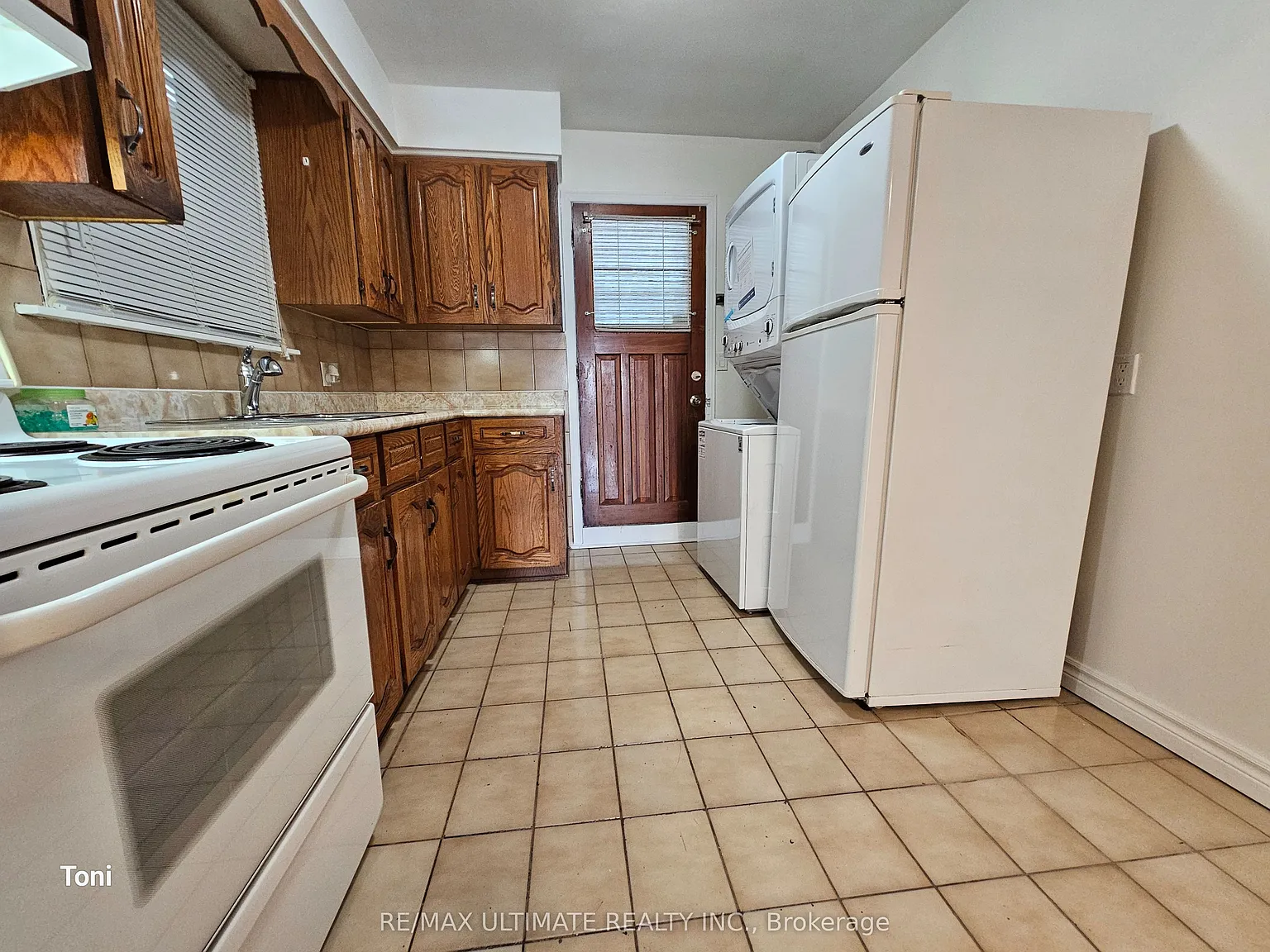 2 bed, $2,400 — Photo 4