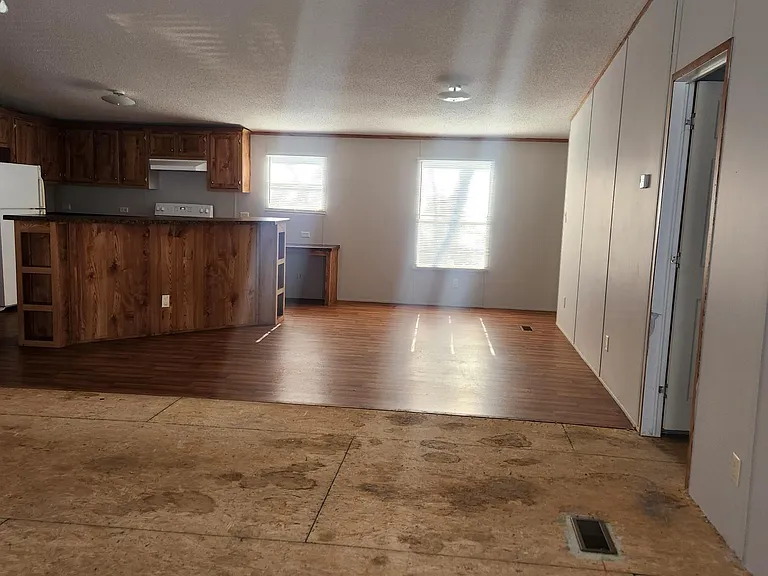 608 Billy Bryan Ave — Photo 3