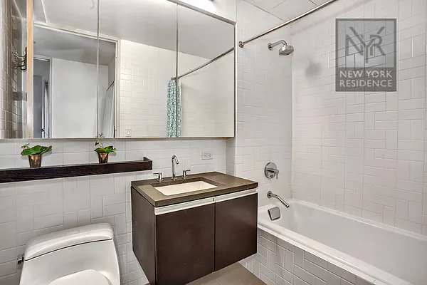 Rented by New York Residence | media 47