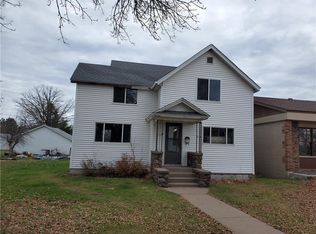 210 Vine St, Spooner, WI 54801