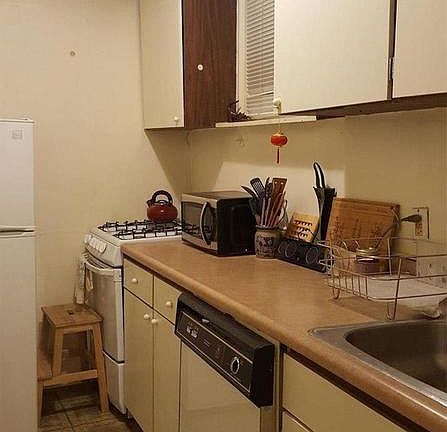 2nd image of 530 E 85th St APT A