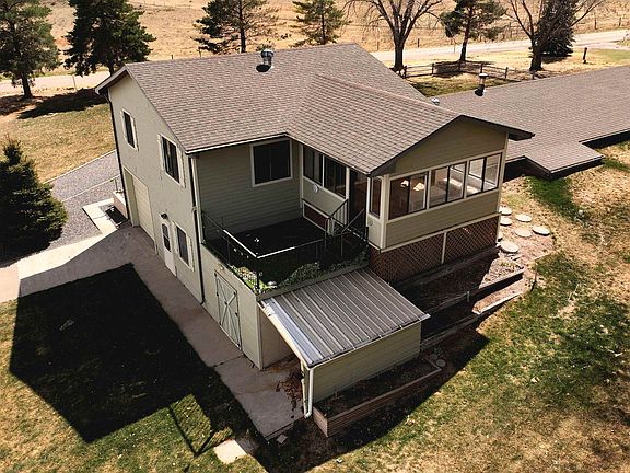 4th image of 1 Lakeview Hills