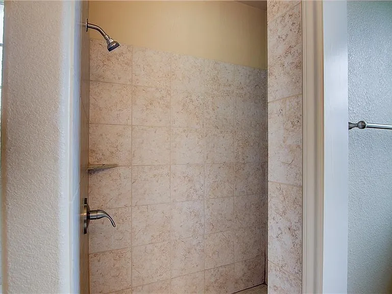221 Geode Ln — Photo 7