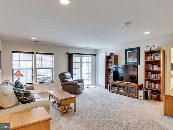 5th image of 16711 Shackleford Way