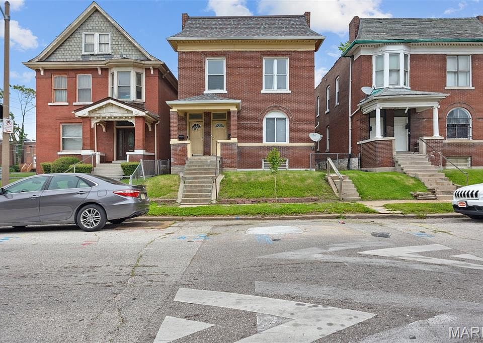 1st image of 3965 Ashland Ave