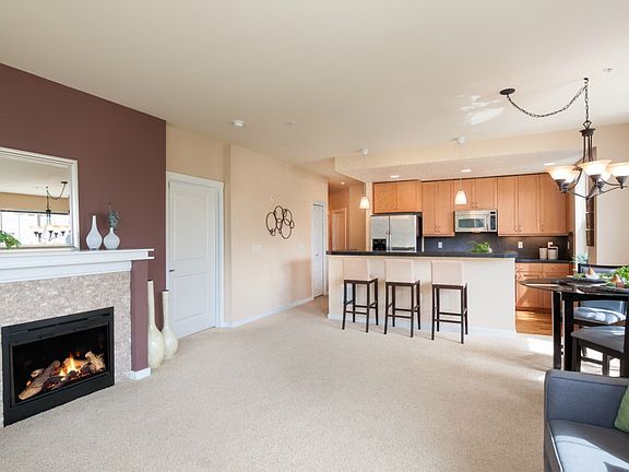 4th image of 16141 Cleveland St Unit 315
