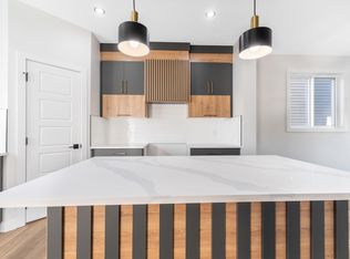 72 Patriot Way, Spruce Grove, AB T7X 2W6