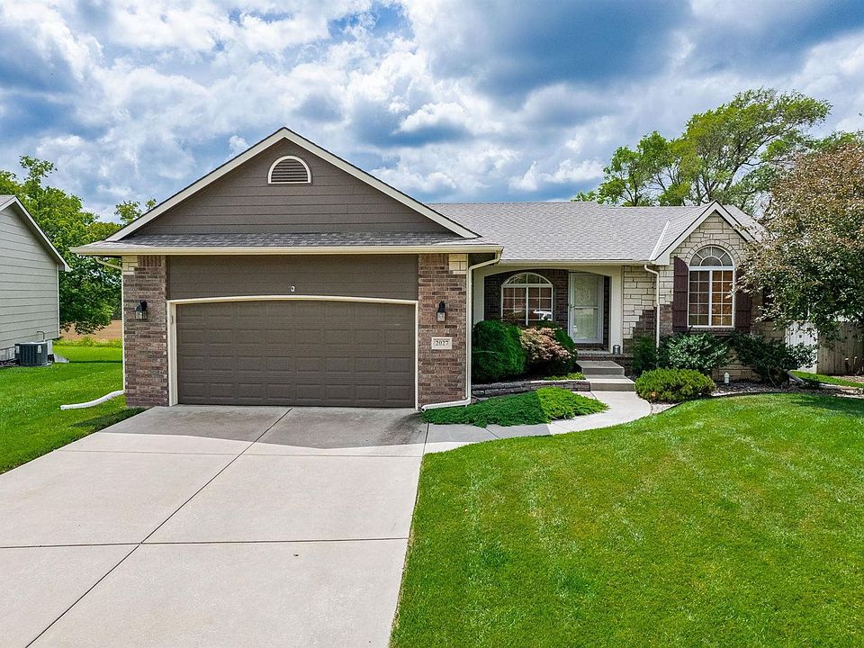 1st image of 2027 N Whitetail Ct
