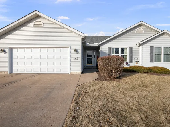 5200 Villa Dr Unit 4, Davenport, IA 52806