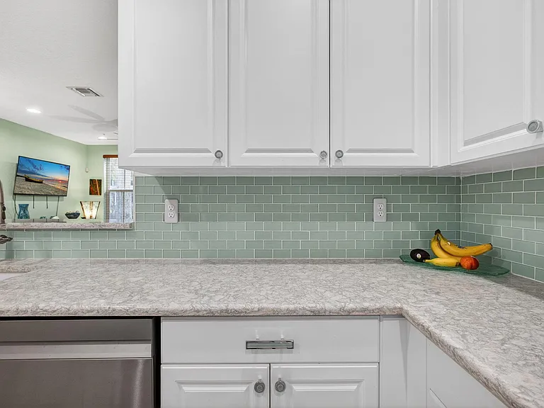 4345 Parkside Dr — Photo 16