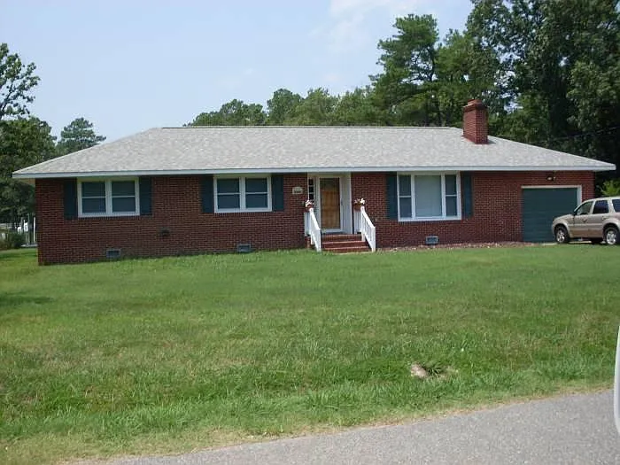 3 bed, 1700 sqft, $2,600 — Photo 2