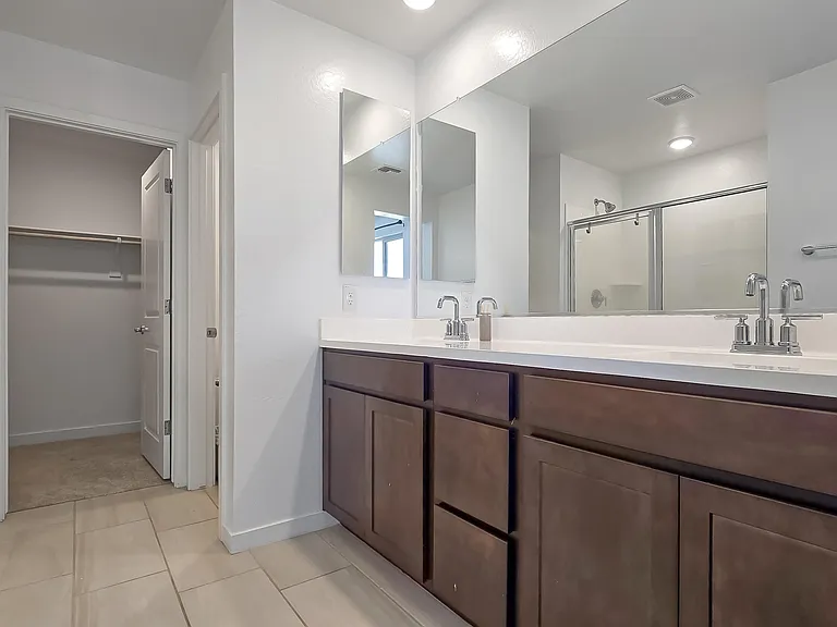 3349 S 179th Dr — Photo 15