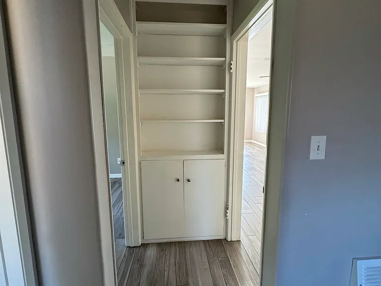 4858 Elsa Rd — Photo 15