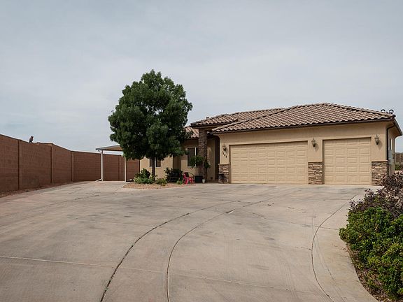 2nd image of 1564 E Scenic Sunrise Dr