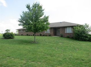 1035 Scotts Ferry Rd E, Versailles, KY 40383