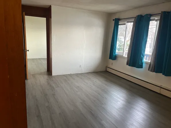 (undisclosed Address), Rockford, IL 61109