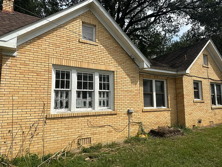 500 Oakdale Ave — Photo 2