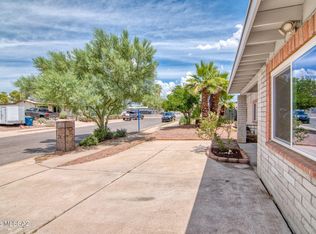2757 W Calle Del Huerto, Tucson, AZ 85741