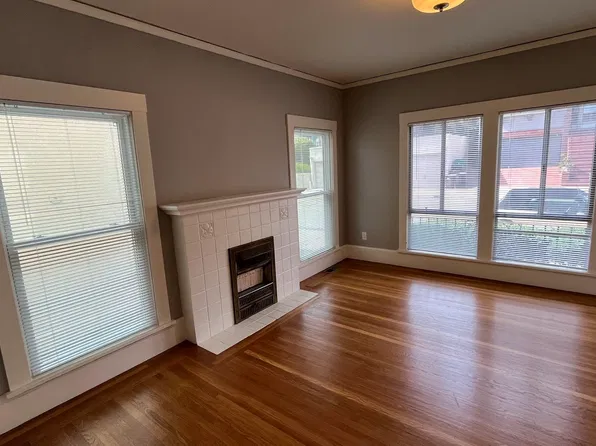 810 Erie St, Oakland, CA 94610